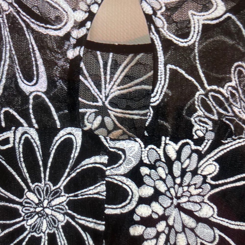Black and white floral lined dress 3X